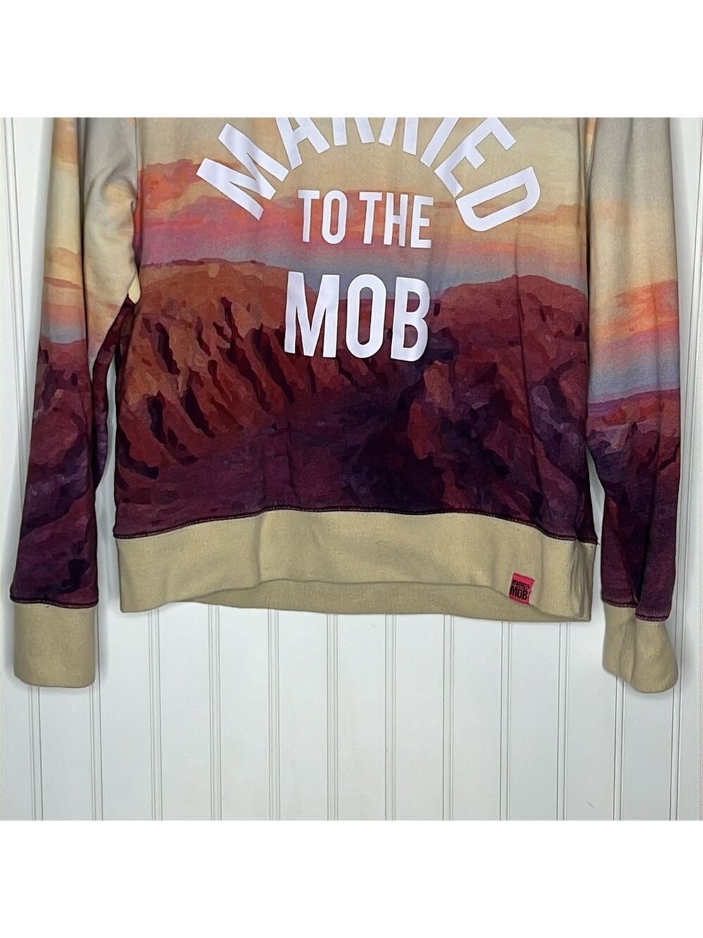 Married to the Mob Logo Sweat Shirt Size Small - Picture 3 of 10